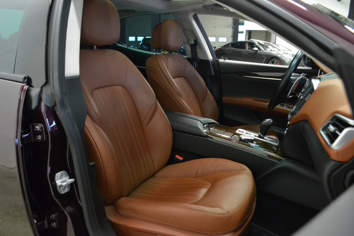 Maserati Ghibli 3.0 D V6 XENON, NAVI, PDC, LEDER, ACTIVE SOUND, 275 PK!